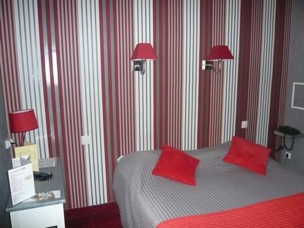 Hotel - Restaurant Saint Jacques Blois Exteriör bild