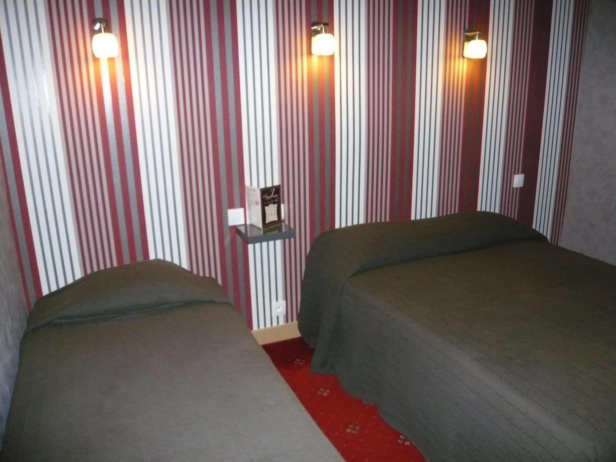 Hotel - Restaurant Saint Jacques Blois Exteriör bild